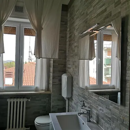 Апартаменты Queen East Верона