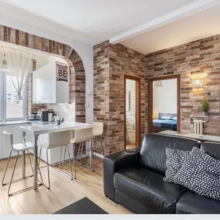 Queen East Apartment Verona