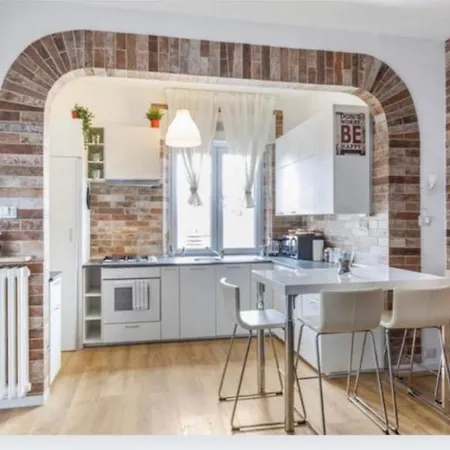 Queen East Апартаменты *