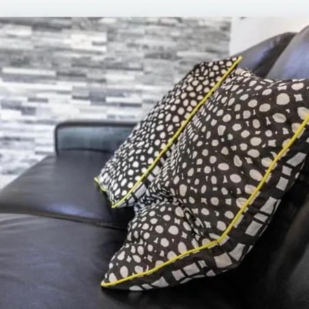 Queen East Apartment Verona