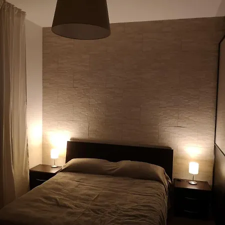 Апартаменты Queen East