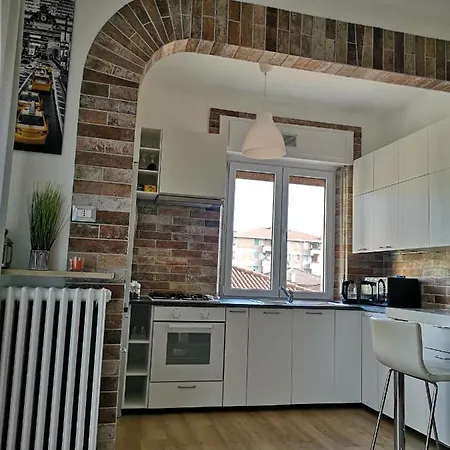 Queen East Apartment *
